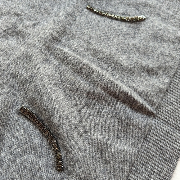 Gray shirt sleeve hooded wool and cashmere blend V neck sweater size Medium - Picture 4 of 9